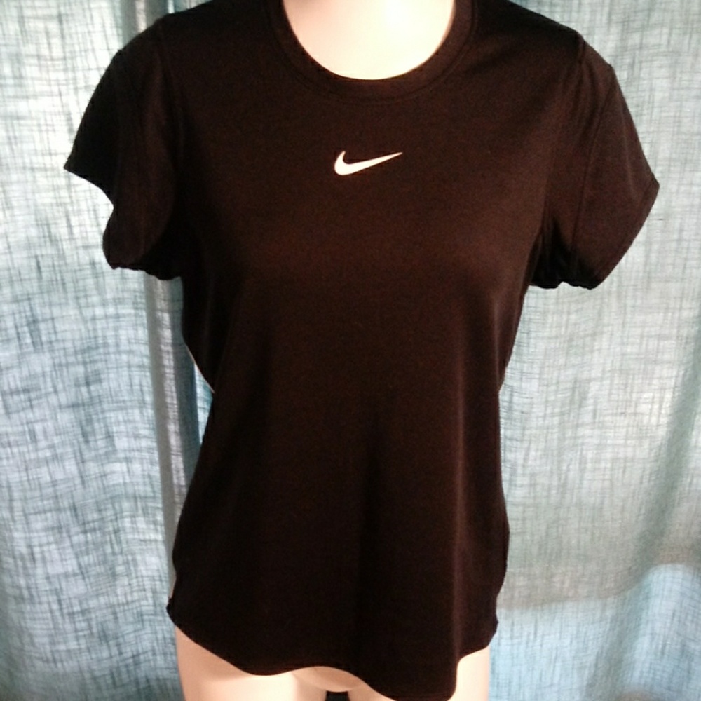 Nike Fit Dry T- Shirt